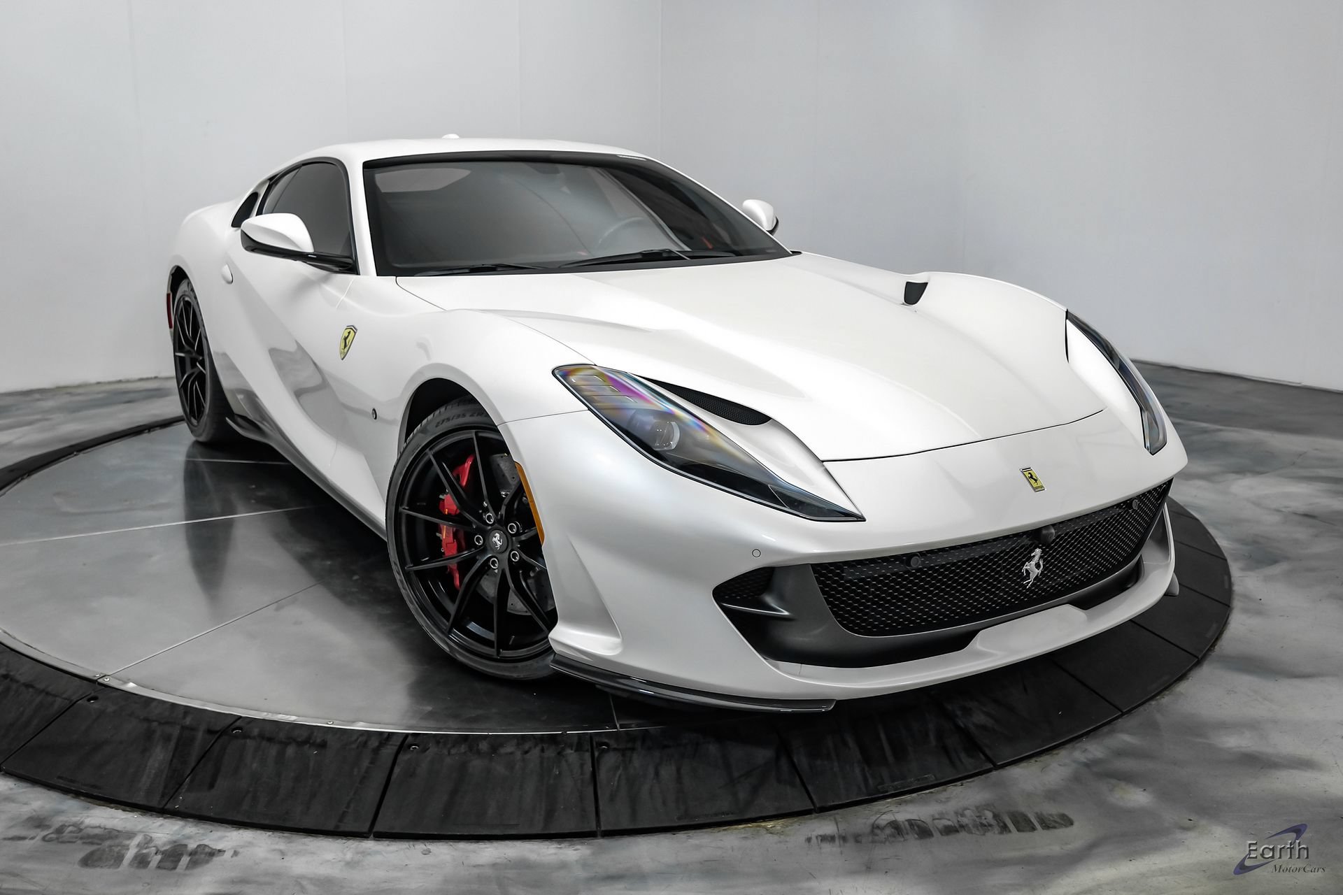 Used 2019 Ferrari 812 Superfast RWD image 29