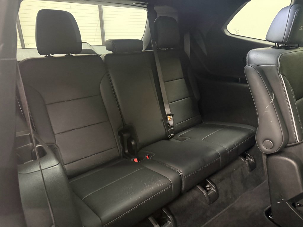 Certified 2025 Buick Enclave Sport Touring AWD/4WD image 22