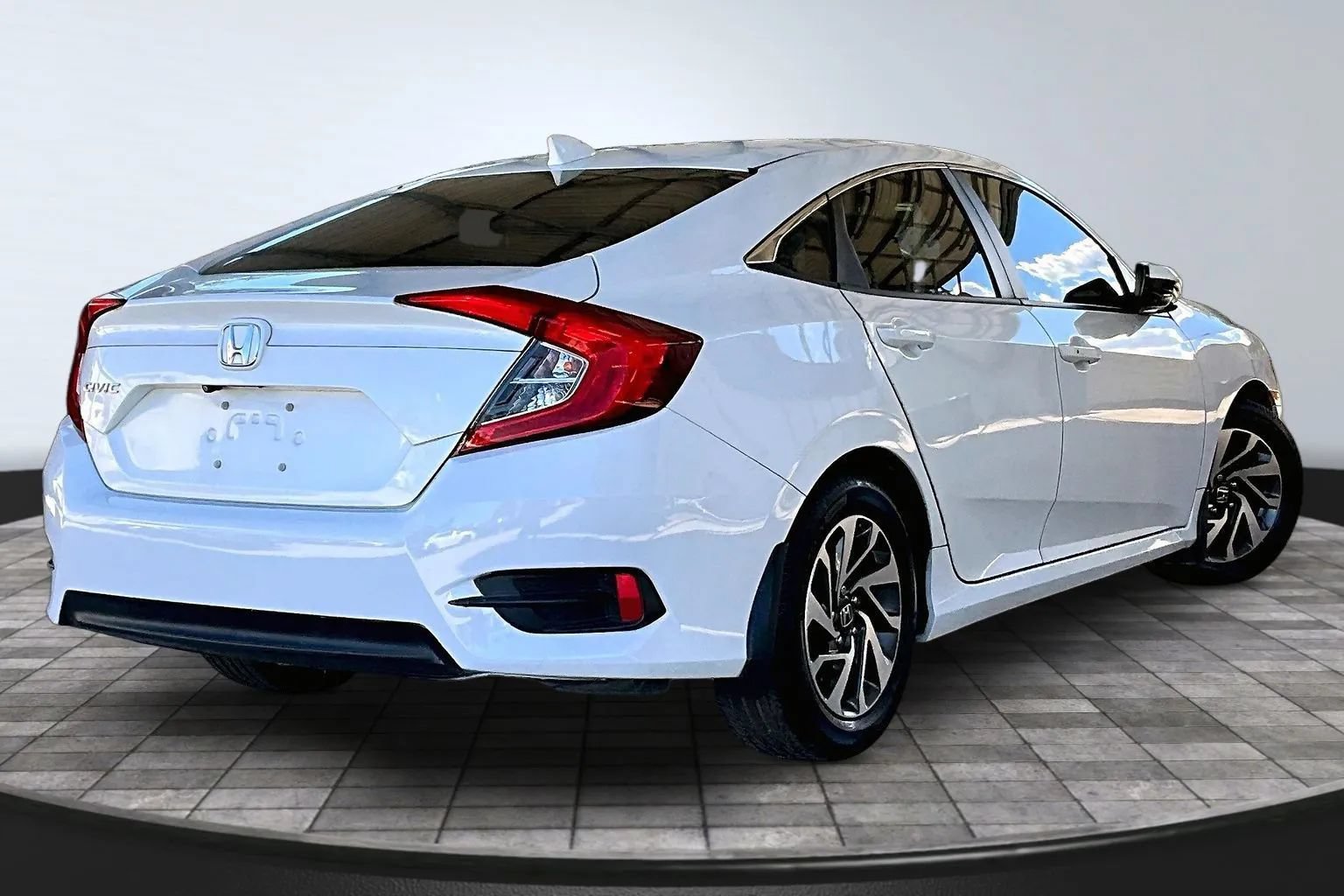 Used 2017 Honda Civic EX image 6