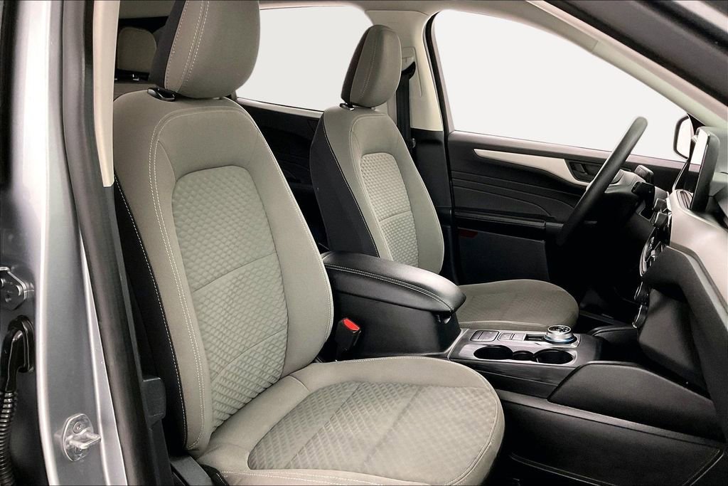 Used 2022 Ford Escape SE image 24