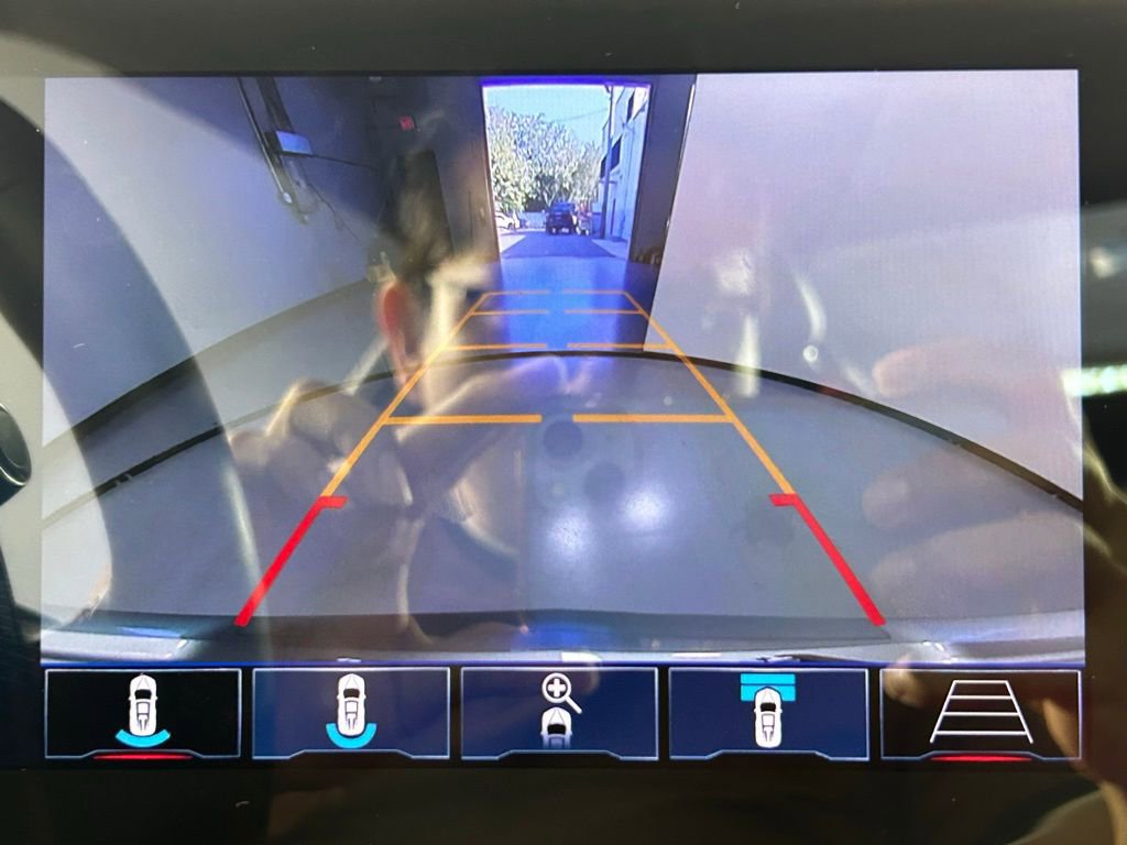 Used 2024 Chevrolet Corvette Stingray Premium Conv w/ Z51 Performance Package image 21