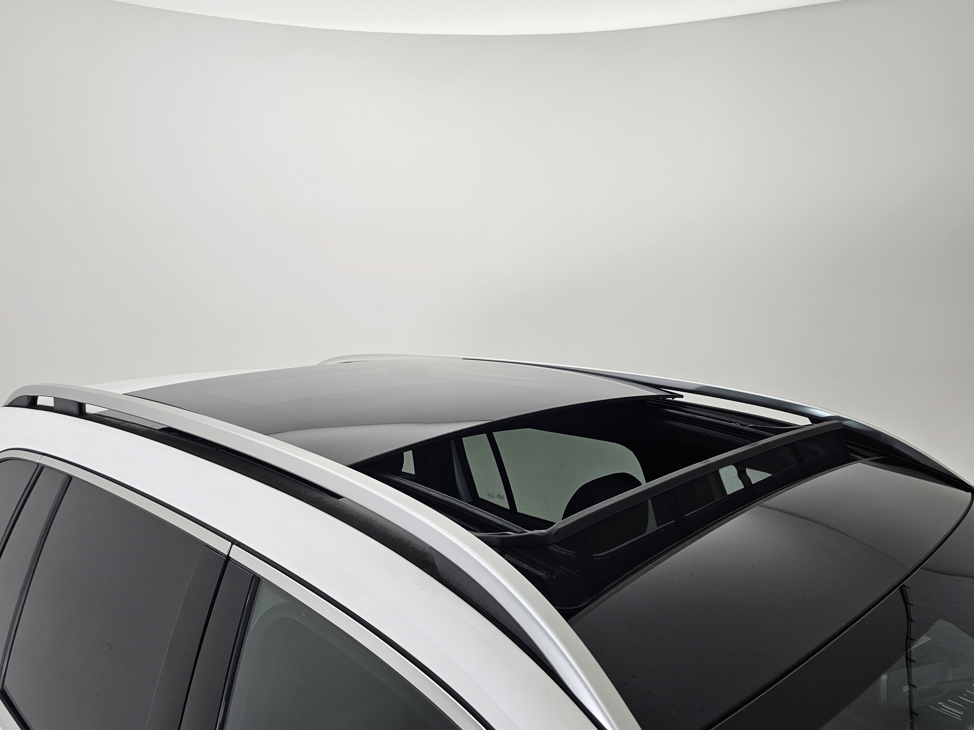 Certified 2022 Mercedes-Benz GLB 250 4MATIC image 29