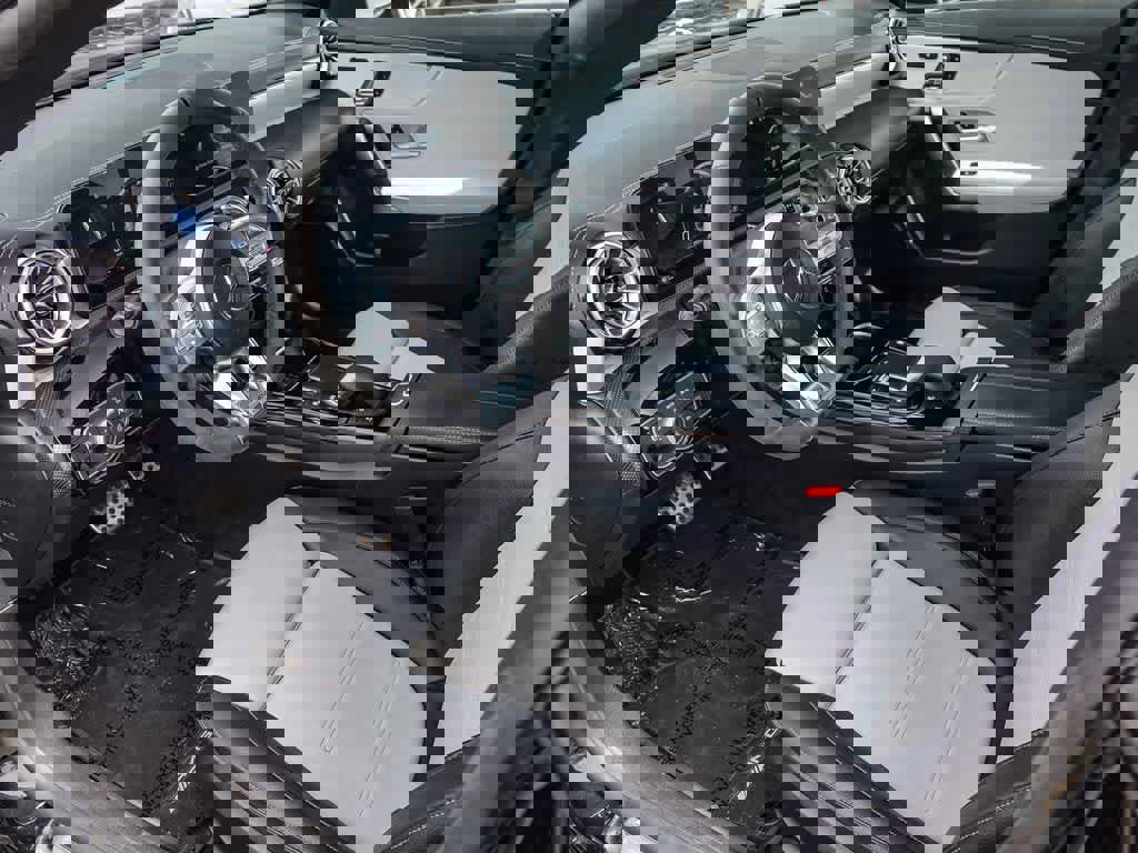 Used 2022 Mercedes-Benz CLA 35 AMG 4MATIC image 16