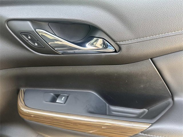 Used 2023 GMC Acadia SLE w/ Elevation Edition image 18