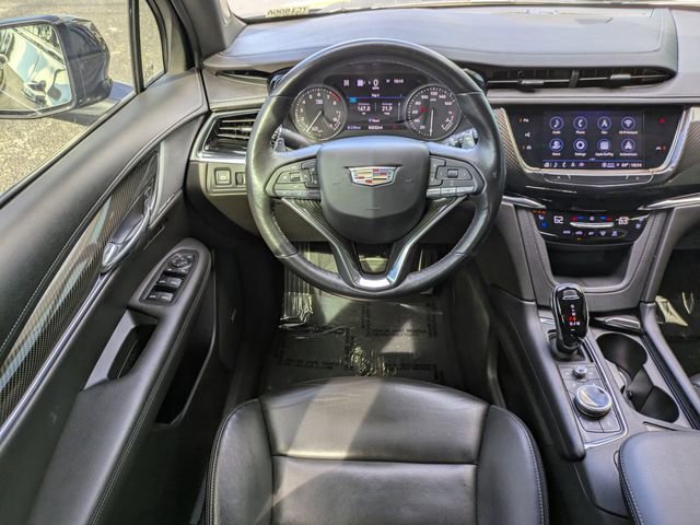 Used 2023 Cadillac XT6 Sport w/ Technology Package image 21