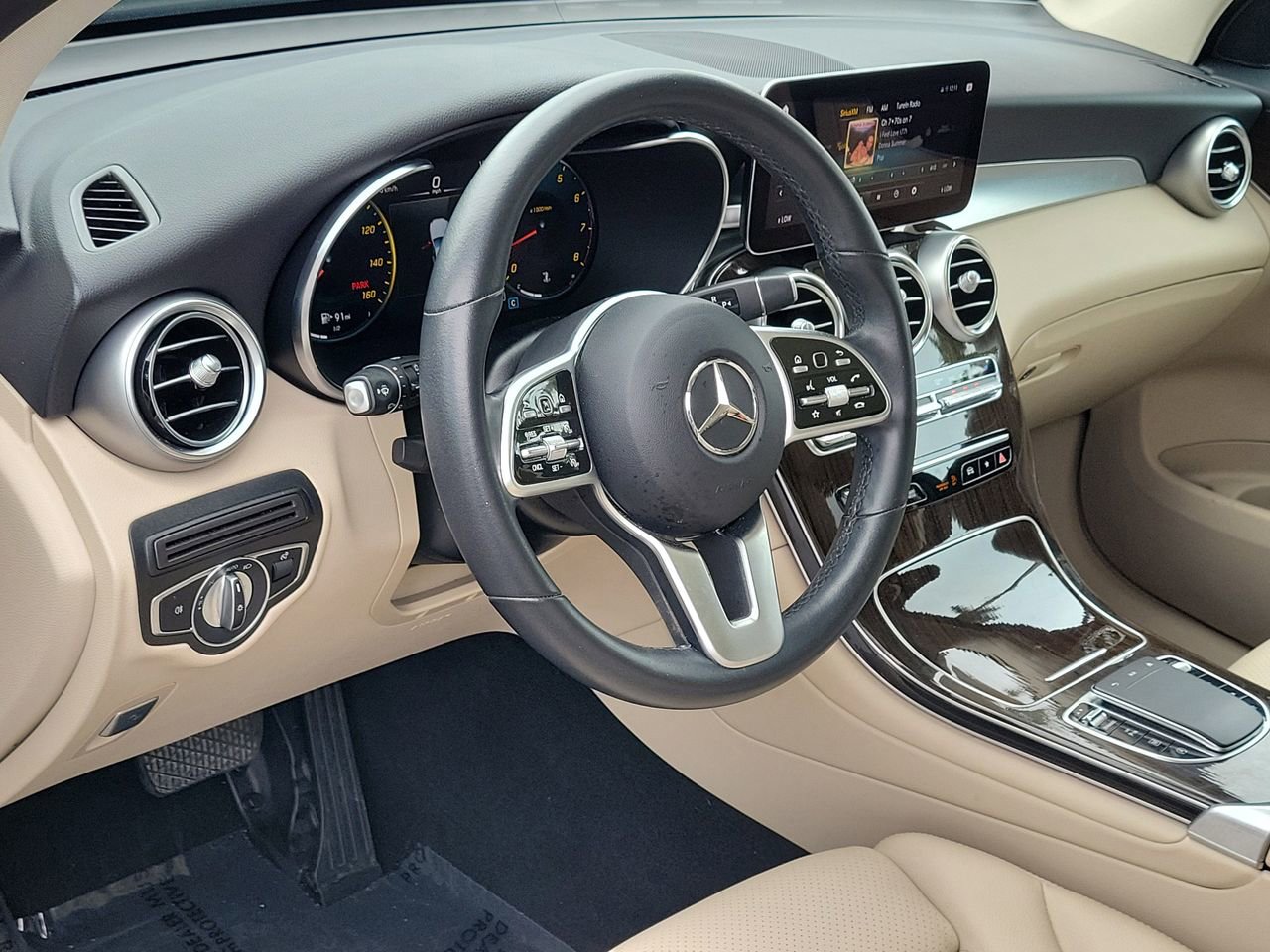 Certified 2022 Mercedes-Benz GLC 300 image 19