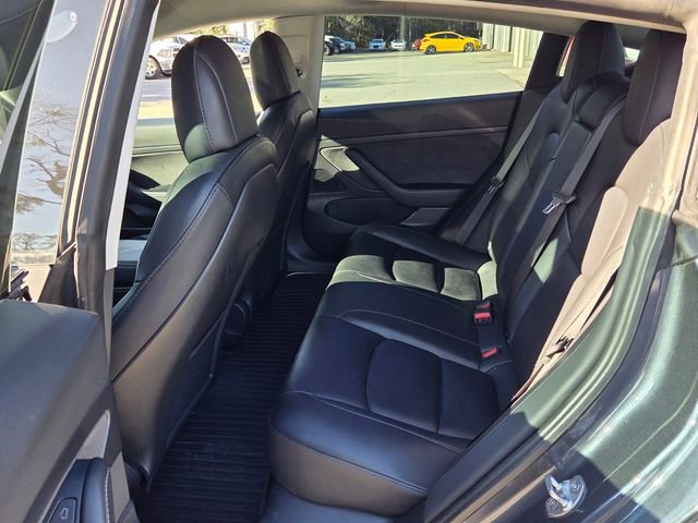 Used 2021 Tesla Model 3 Standard Range Plus image 10