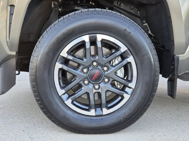 Used 2024 Toyota Tacoma TRD Sport RWD image 8
