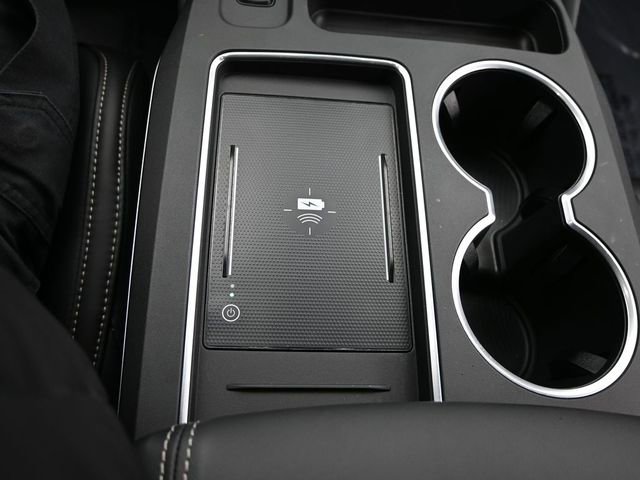 Used 2025 Acura MDX w/ Technology Package image 16