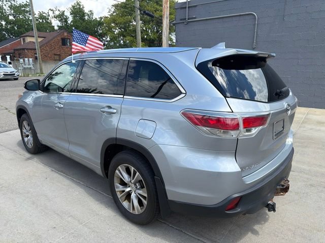 Used 2015 Toyota Highlander XLE AWD/4WD image 5