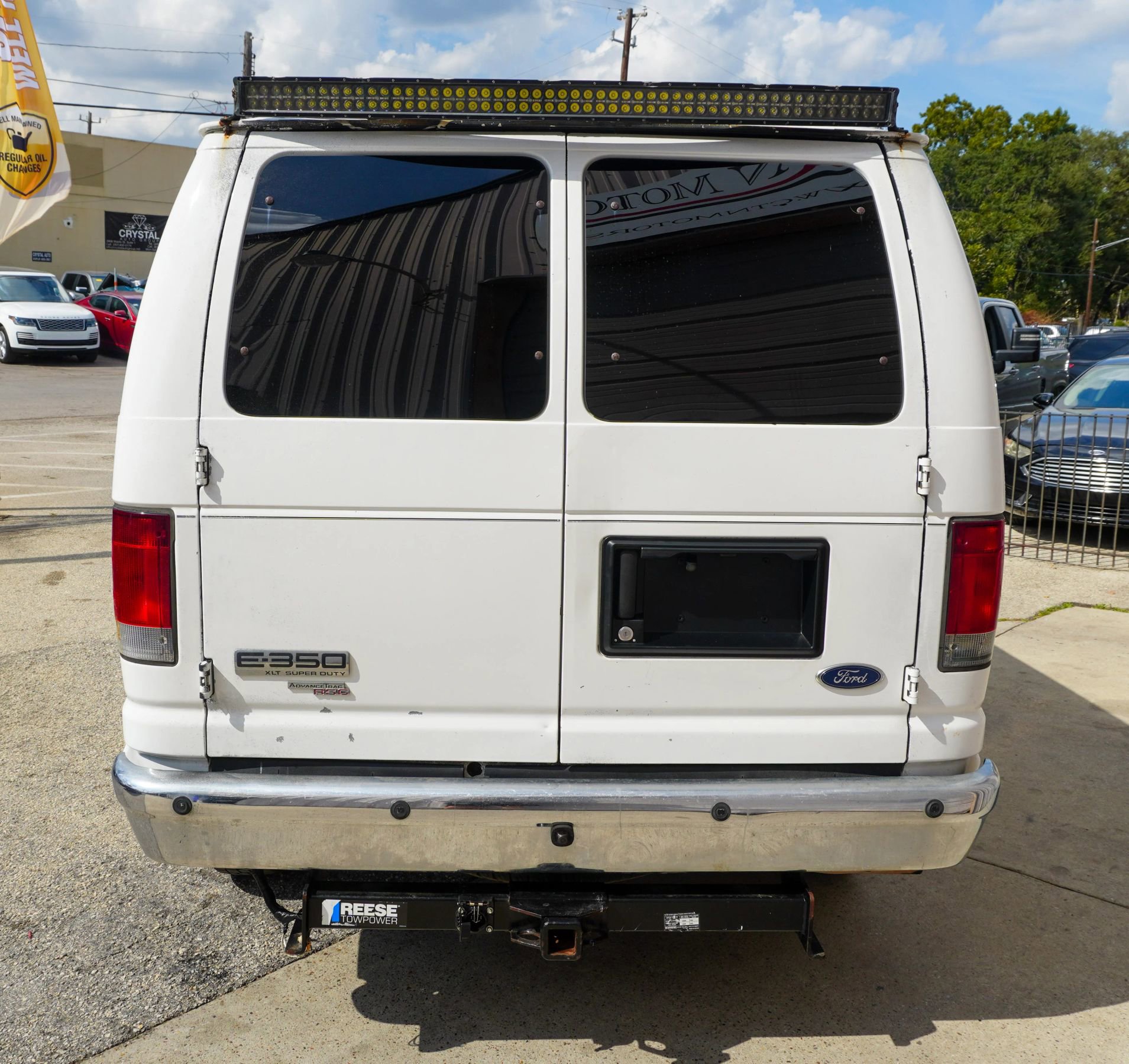 Used 2011 Ford E-350 and Econoline 350 XLT image 6