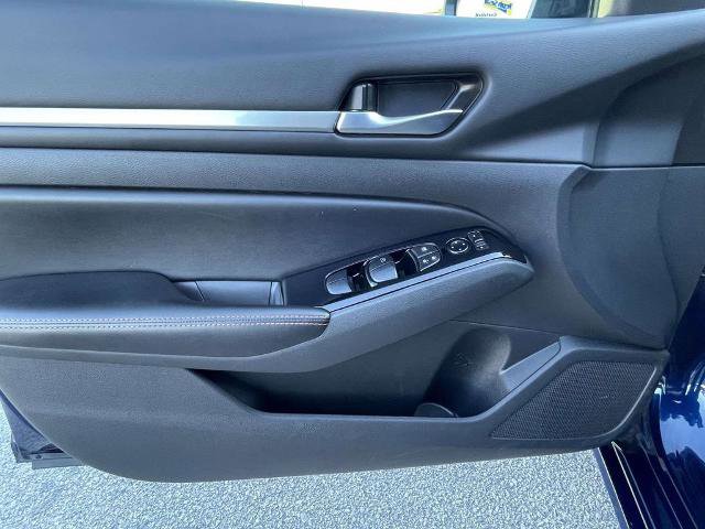 Used 2024 Nissan Altima 2.5 SR image 8