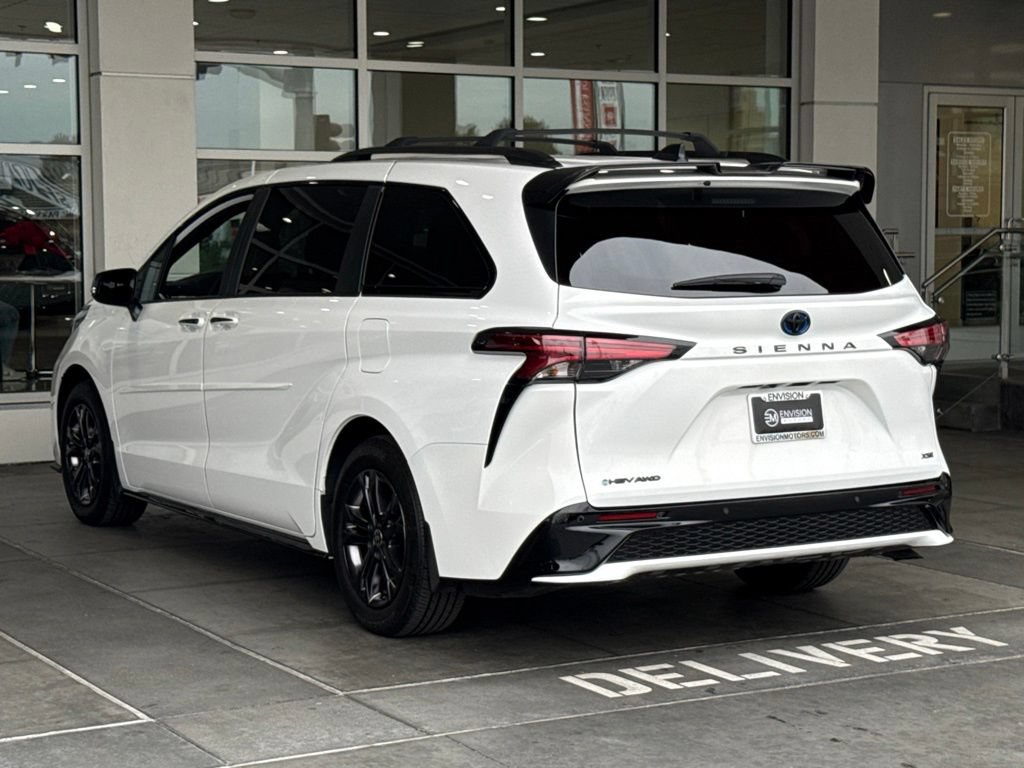 Certified 2025 Toyota Sienna XSE w/ XSE Premium Package AWD/4WD image 10