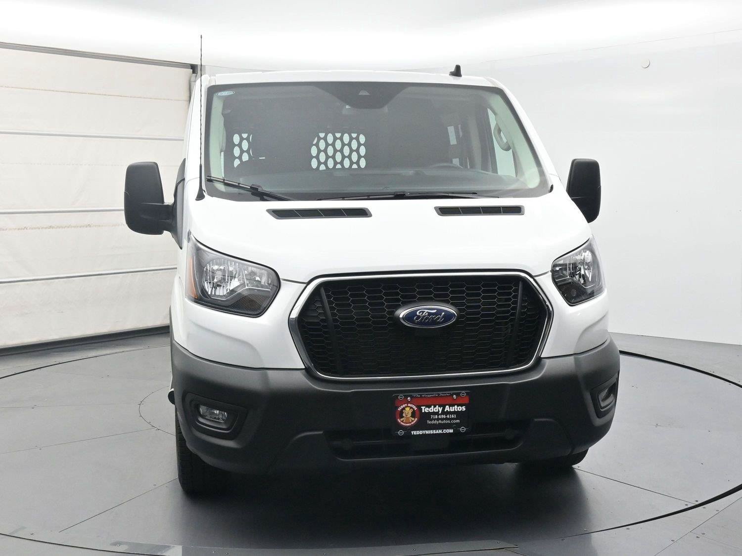 Used 2025 Ford Transit 250 Low Roof w/ Exterior Upgrade Package RWD image 10