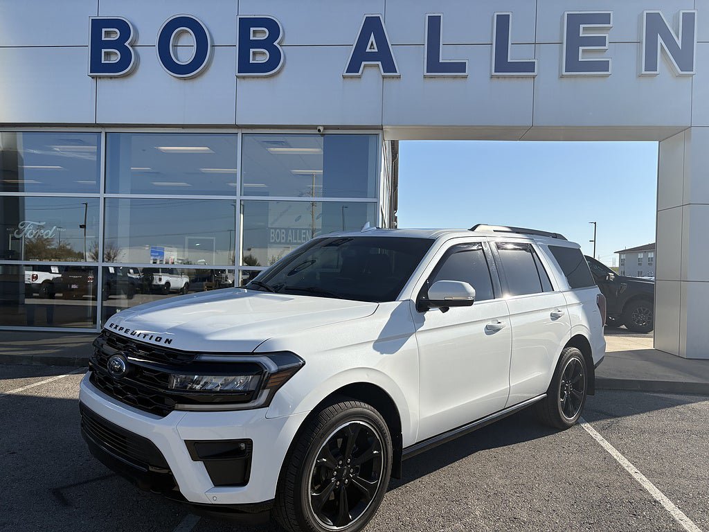 Used 2023 Ford Expedition Limited