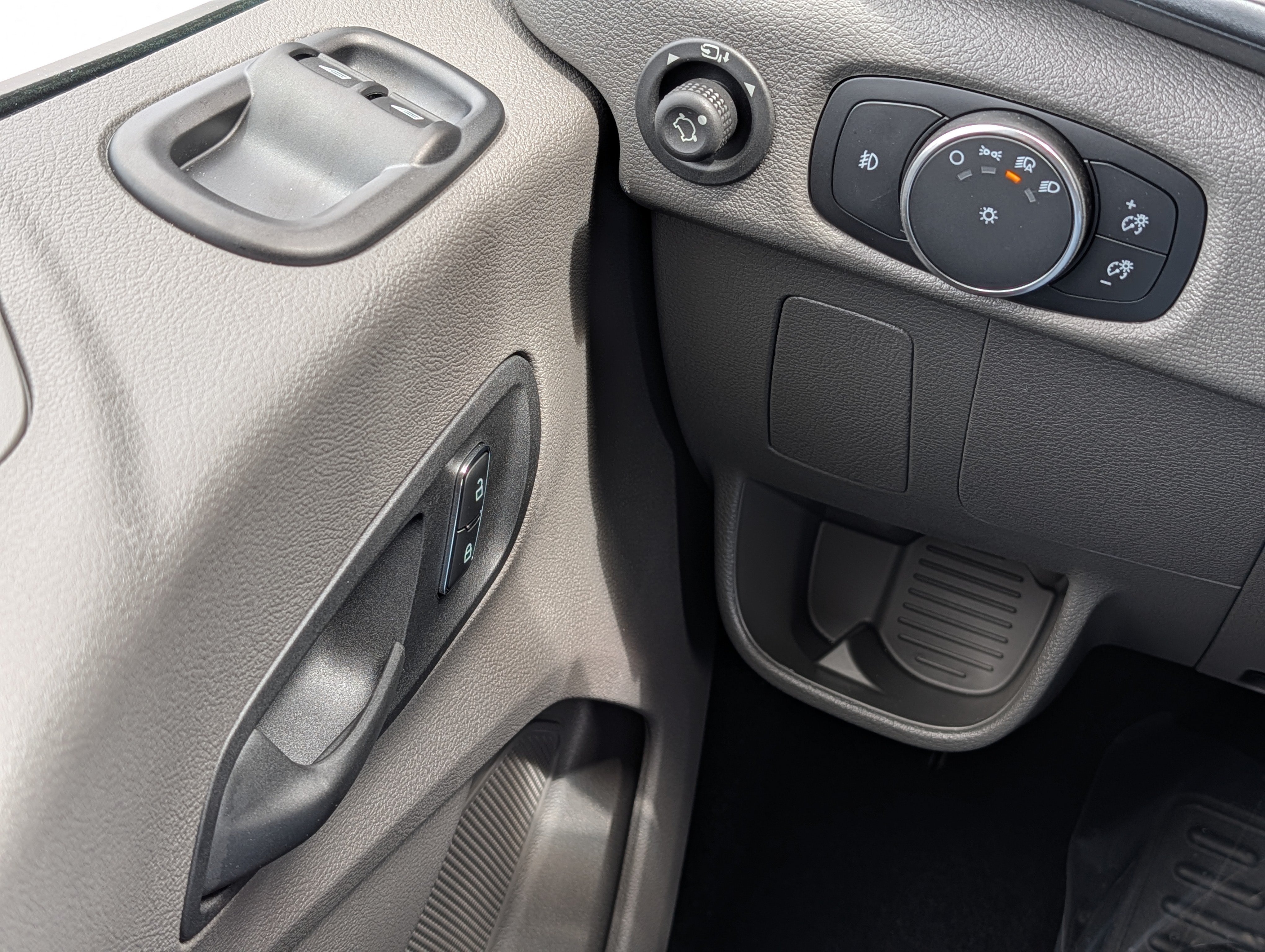 New 2026 Ford Transit 350 XLT RWD image 22