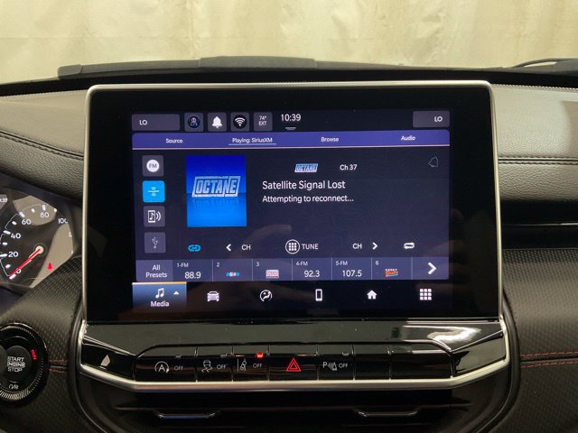 Used 2025 Jeep Compass Trailhawk AWD/4WD image 18
