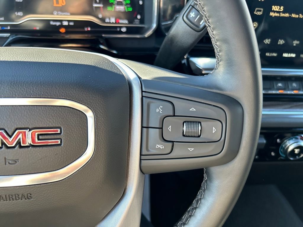 Used 2025 GMC Sierra 1500 Elevation image 22