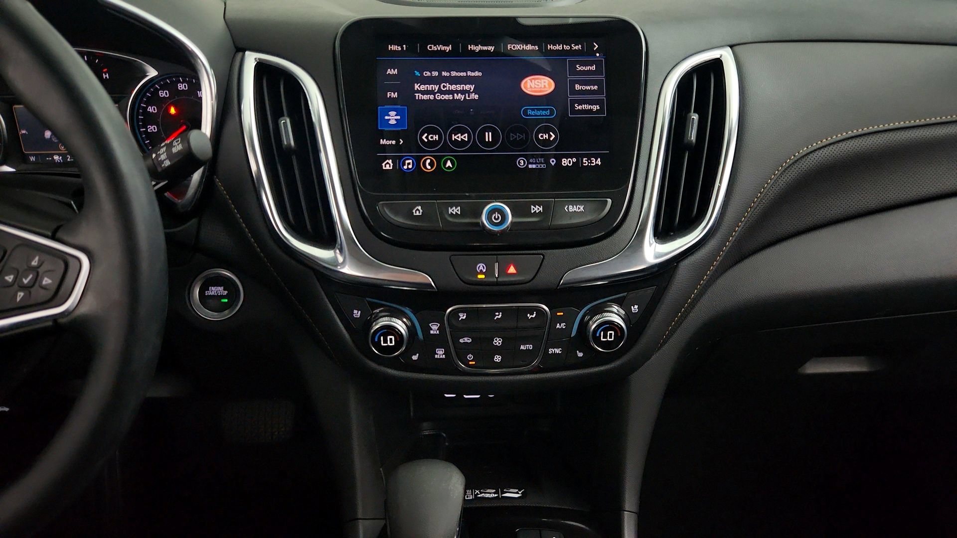 Used 2024 Chevrolet Equinox Premier AWD/4WD image 22