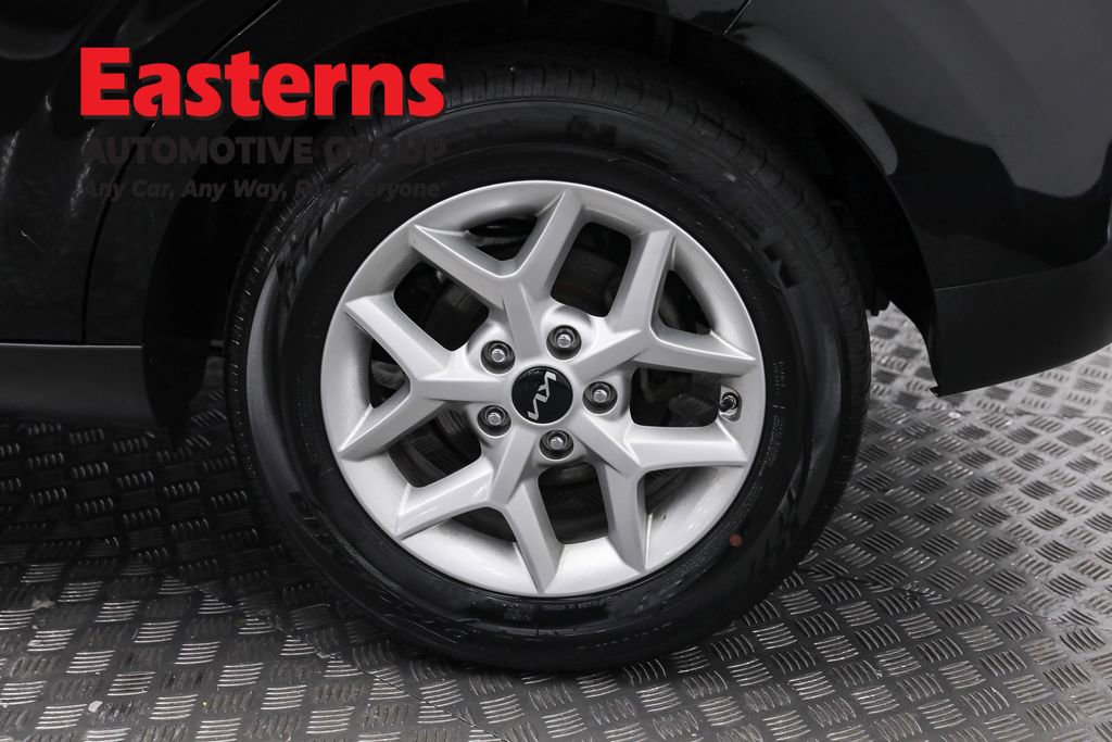 Used 2025 Kia Soul LX w/ LX Technology Package image 33