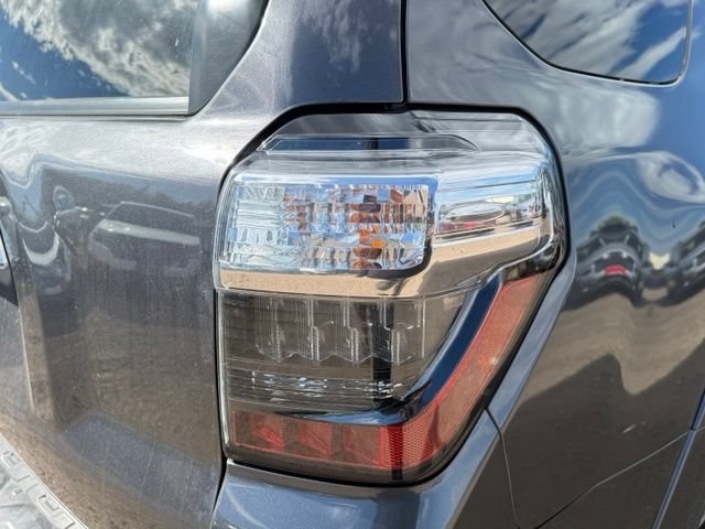 Used 2016 Toyota 4Runner Limited AWD/4WD image 12