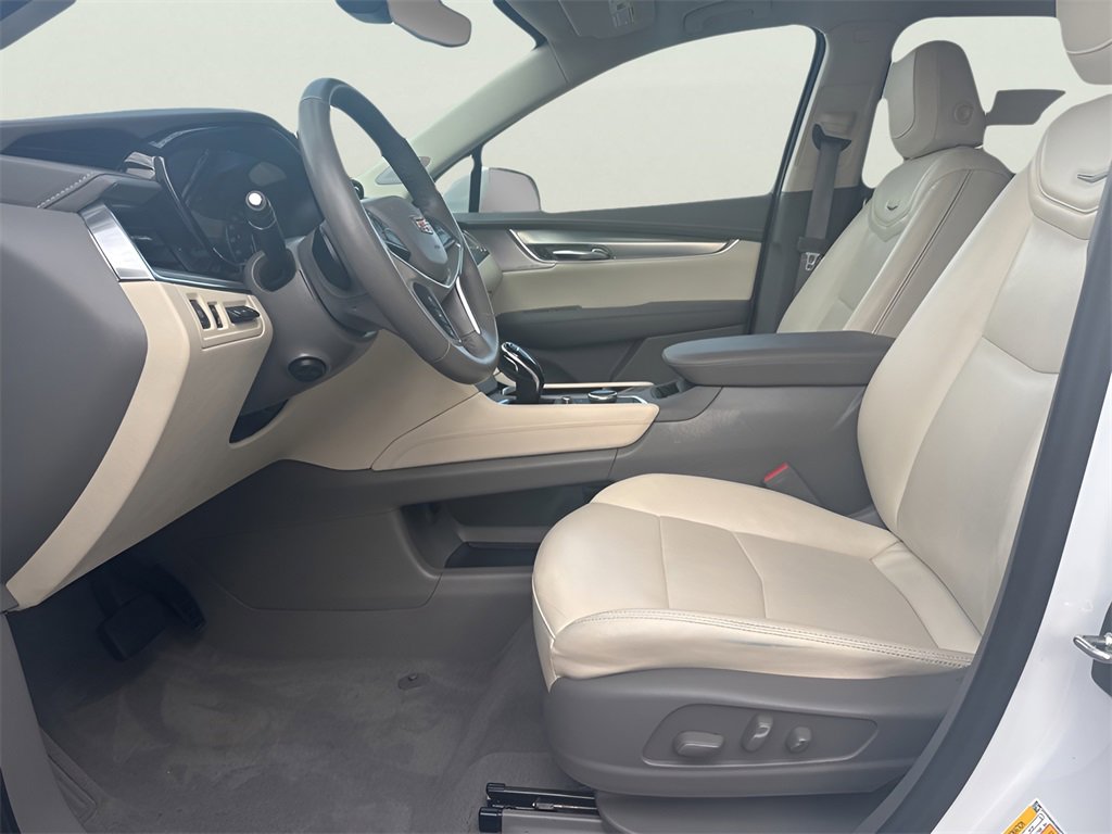 Certified 2022 Cadillac XT5 Premium Luxury w/ Technology Package image 15