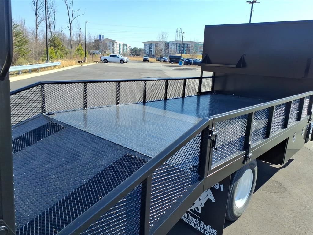 New 2025 Chevrolet Low Cab Forward image 23