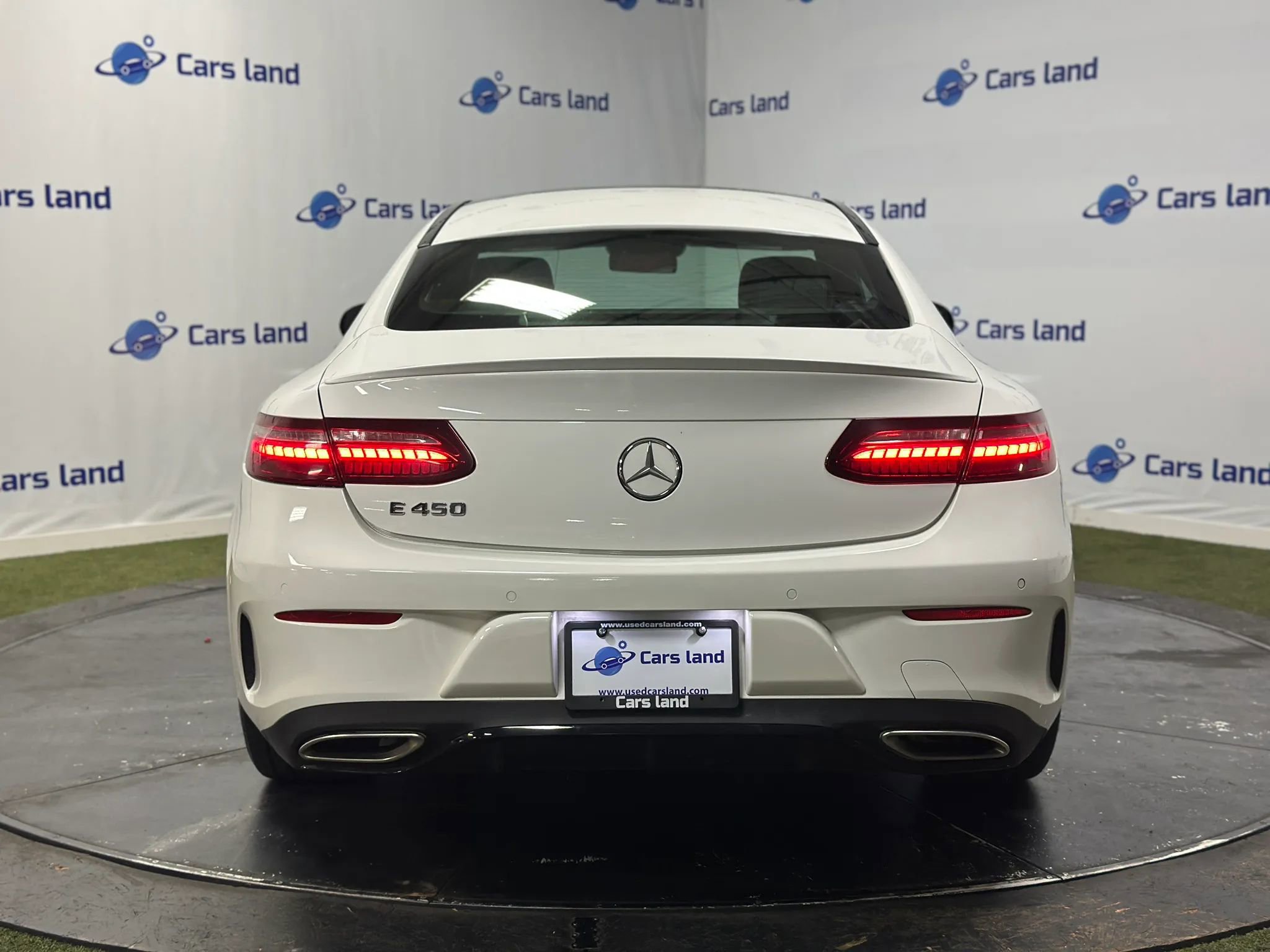 Used 2023 Mercedes-Benz E 450 Coupe image 4