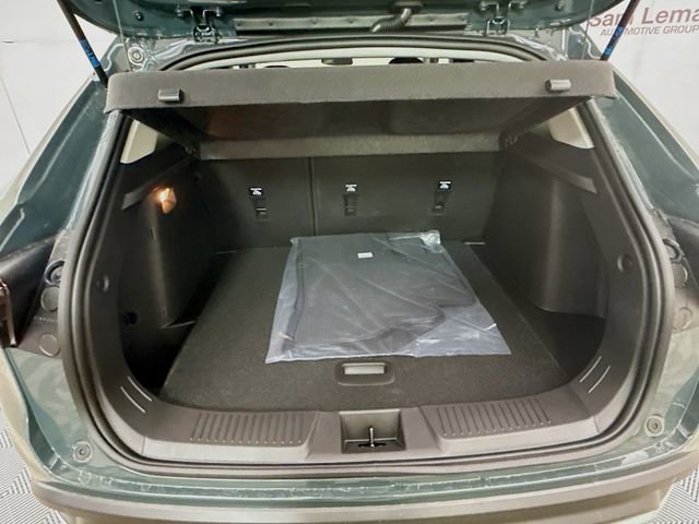 New 2026 Chevrolet Trax LT w/ Driver Confidence Package image 25