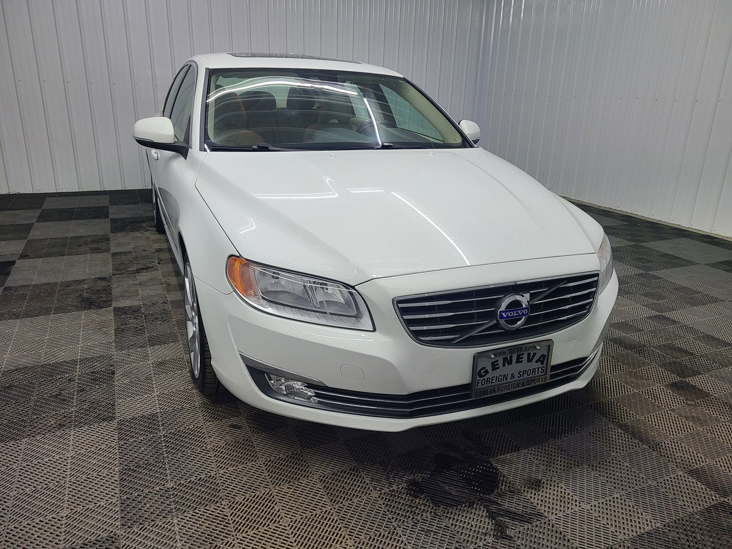 Used 2016 Volvo S80 T5 image 5
