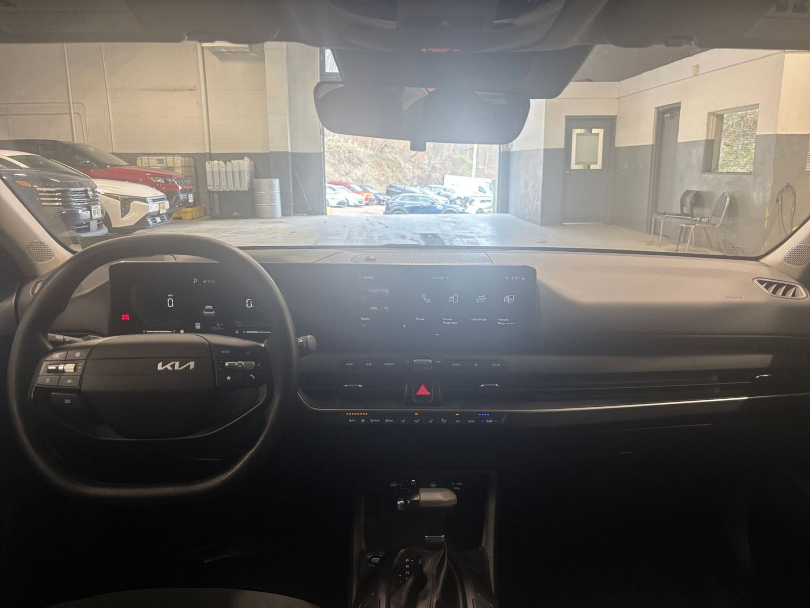 Used 2025 Kia K4 LXS image 33