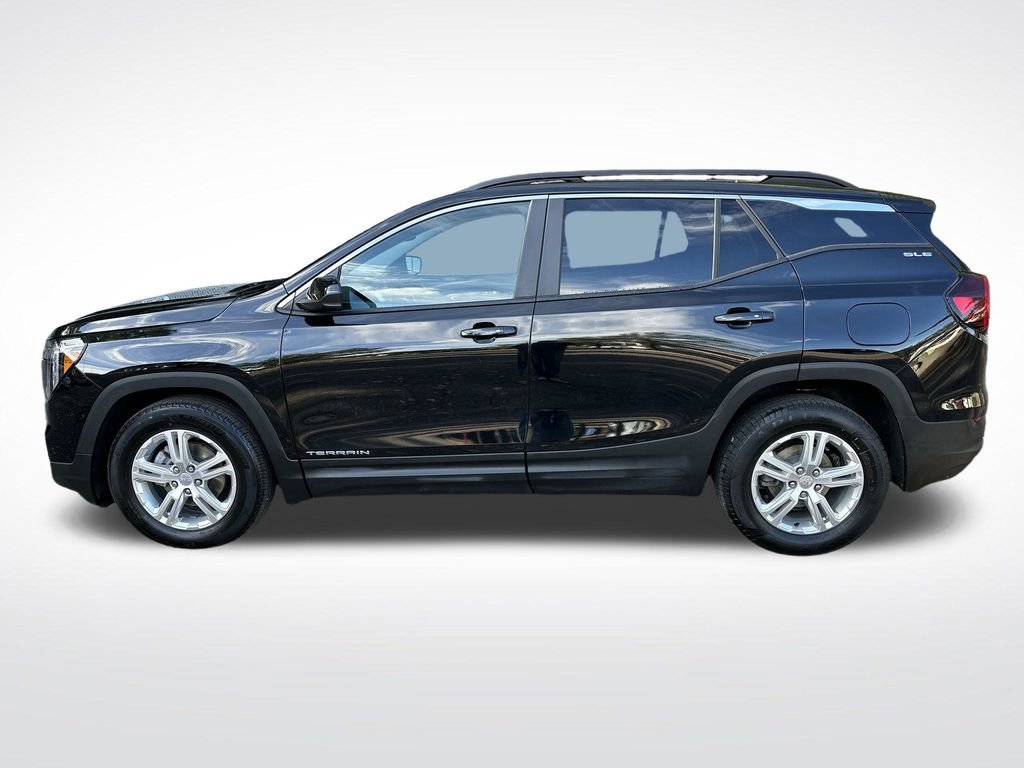 Certified 2022 GMC Terrain SLE w/ Driver Convenience Package image 5