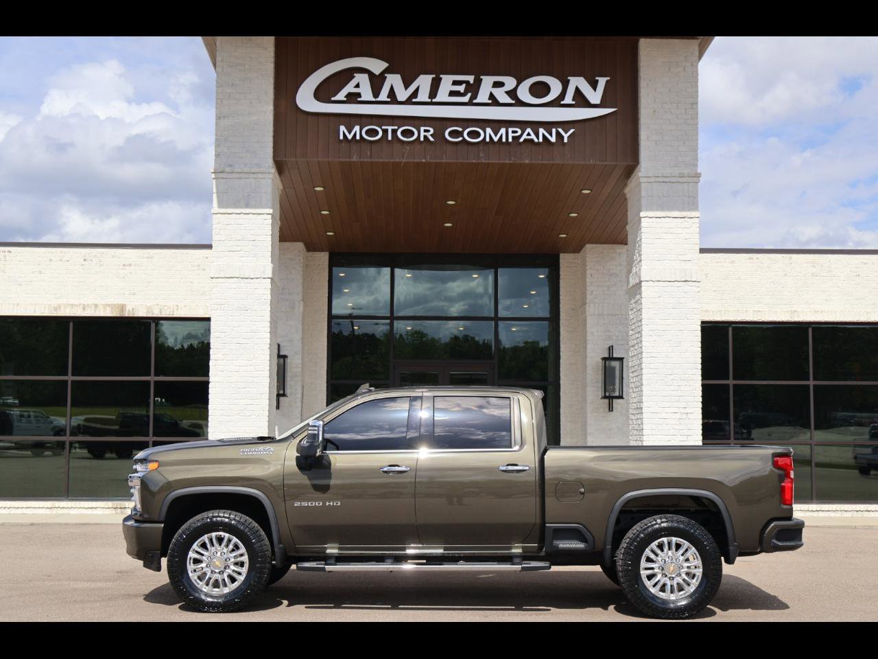 Used 2022 Chevrolet Silverado 2500 High Country w/ Z71 Off-Road Package