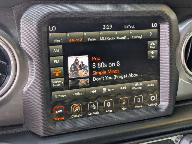 Certified 2022 Jeep Wrangler Unlimited Sahara w/ Cold Weather Group image 18