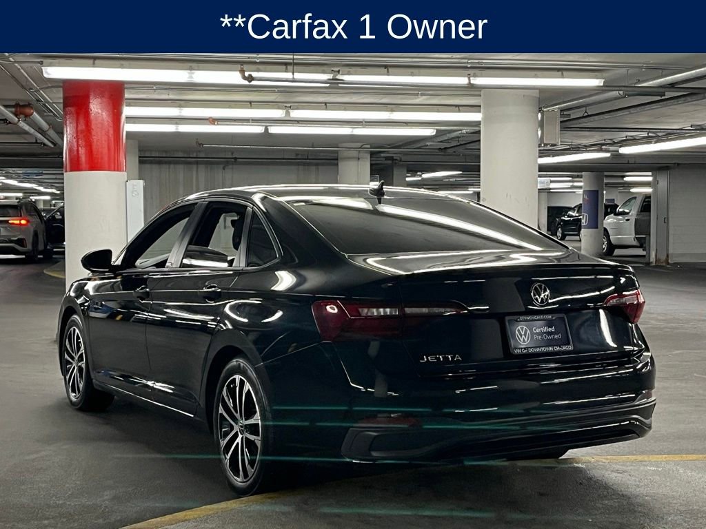 Used 2023 Volkswagen Jetta Sport image 5
