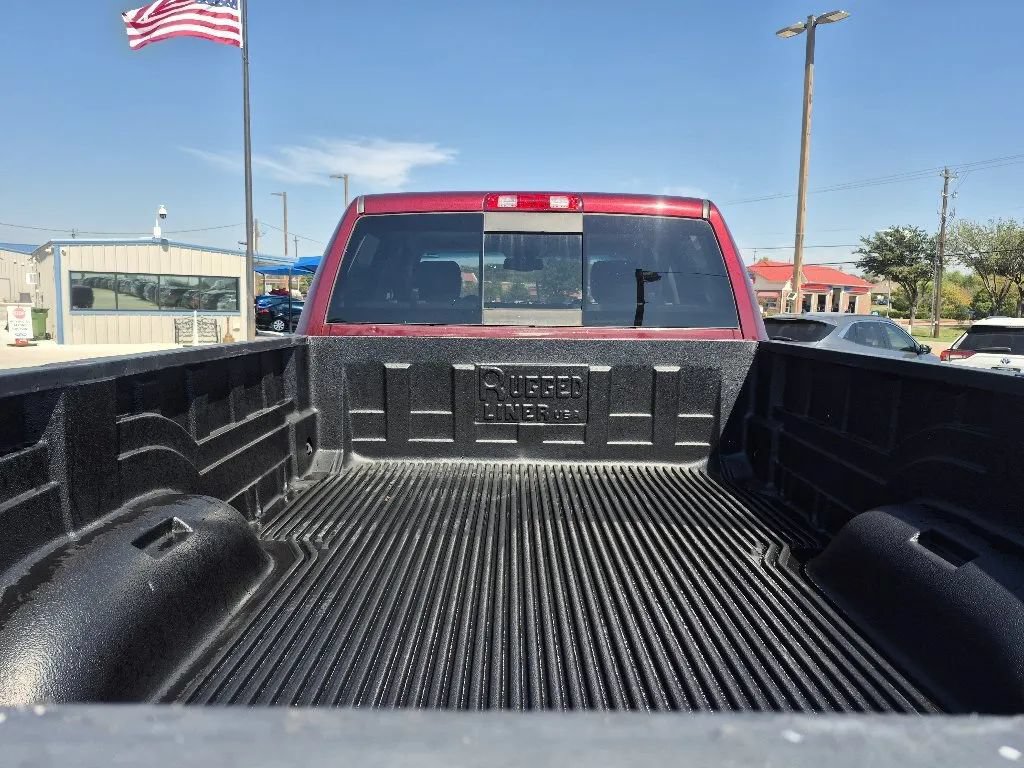 Used 2018 RAM 2500 Laramie w/ Sport Appearance Group AWD/4WD image 9