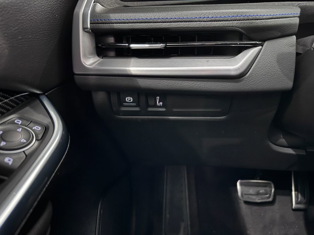 Used 2024 Cadillac XT4 Sport image 26