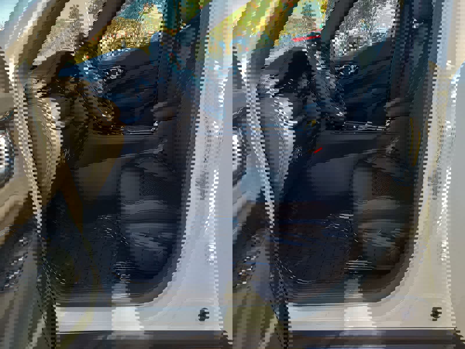 New 2026 Jeep Compass Latitude image 19