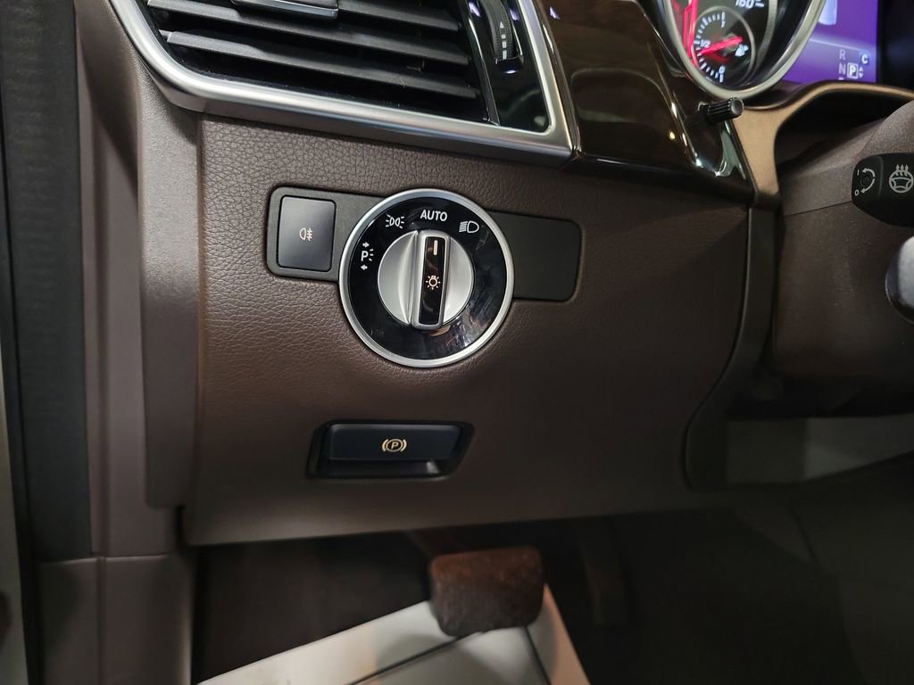 Used 2017 Mercedes-Benz GLE 350 4MATIC image 23