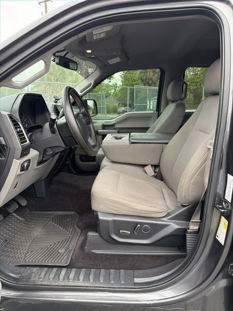 Used 2016 Ford F150 XLT w/ Equipment Group 302A Luxury image 11