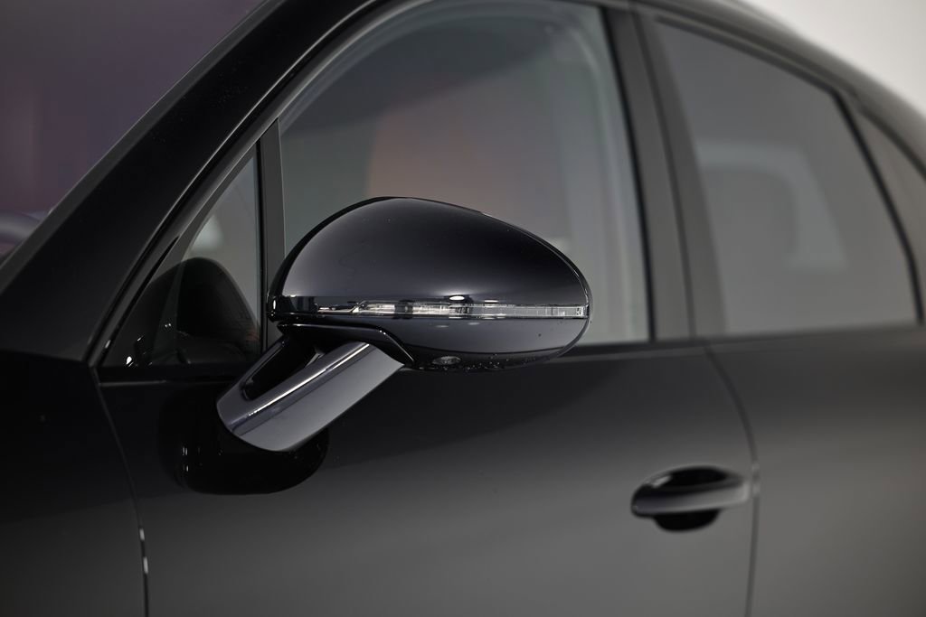 New 2026 Porsche Macan image 12