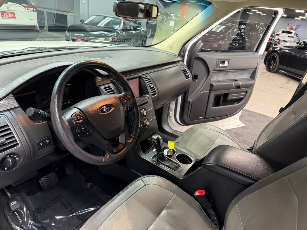 Used 2019 Ford Flex SEL w/ Equipment Group 202A FWD image 30