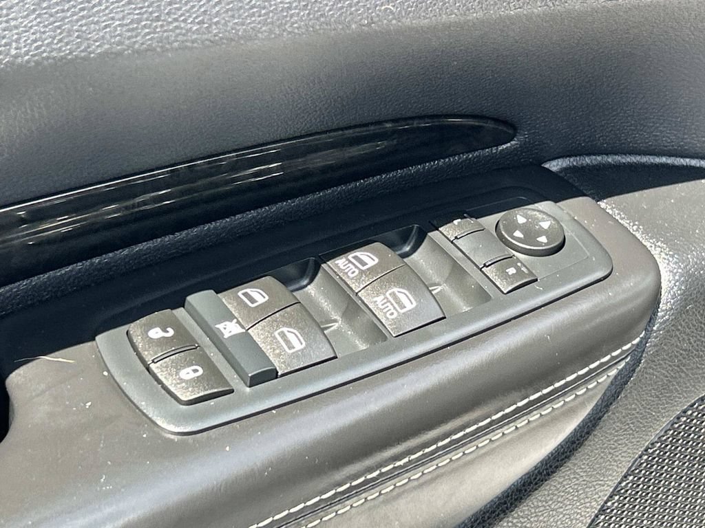 Used 2016 Dodge Durango Citadel w/ Premium Entertainment Group AWD/4WD image 21