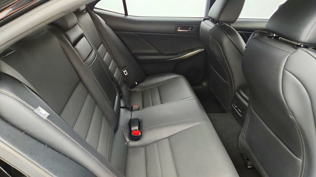 Used 2018 Lexus IS 350 AWD image 24