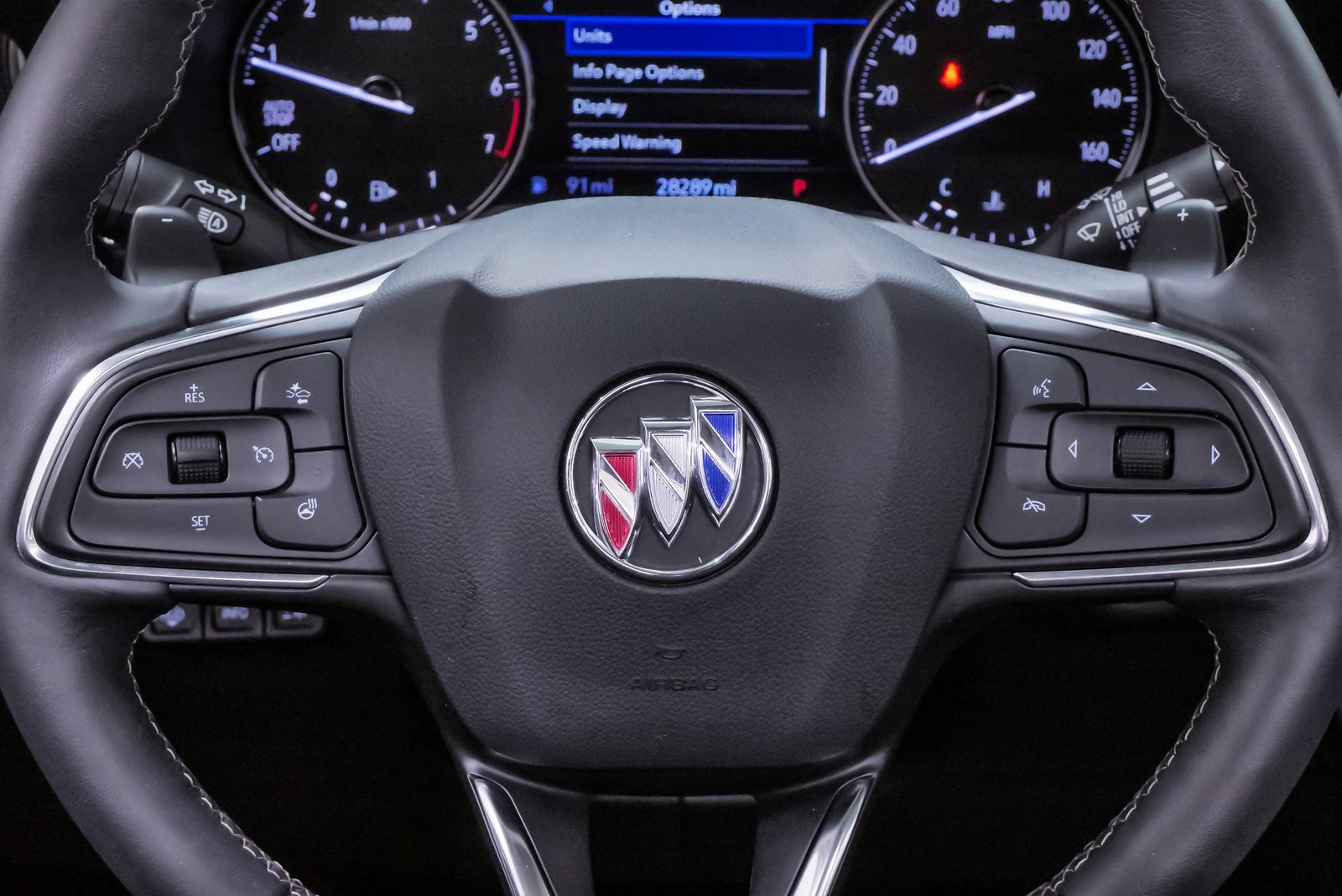 Used 2023 Buick Envision Avenir image 21