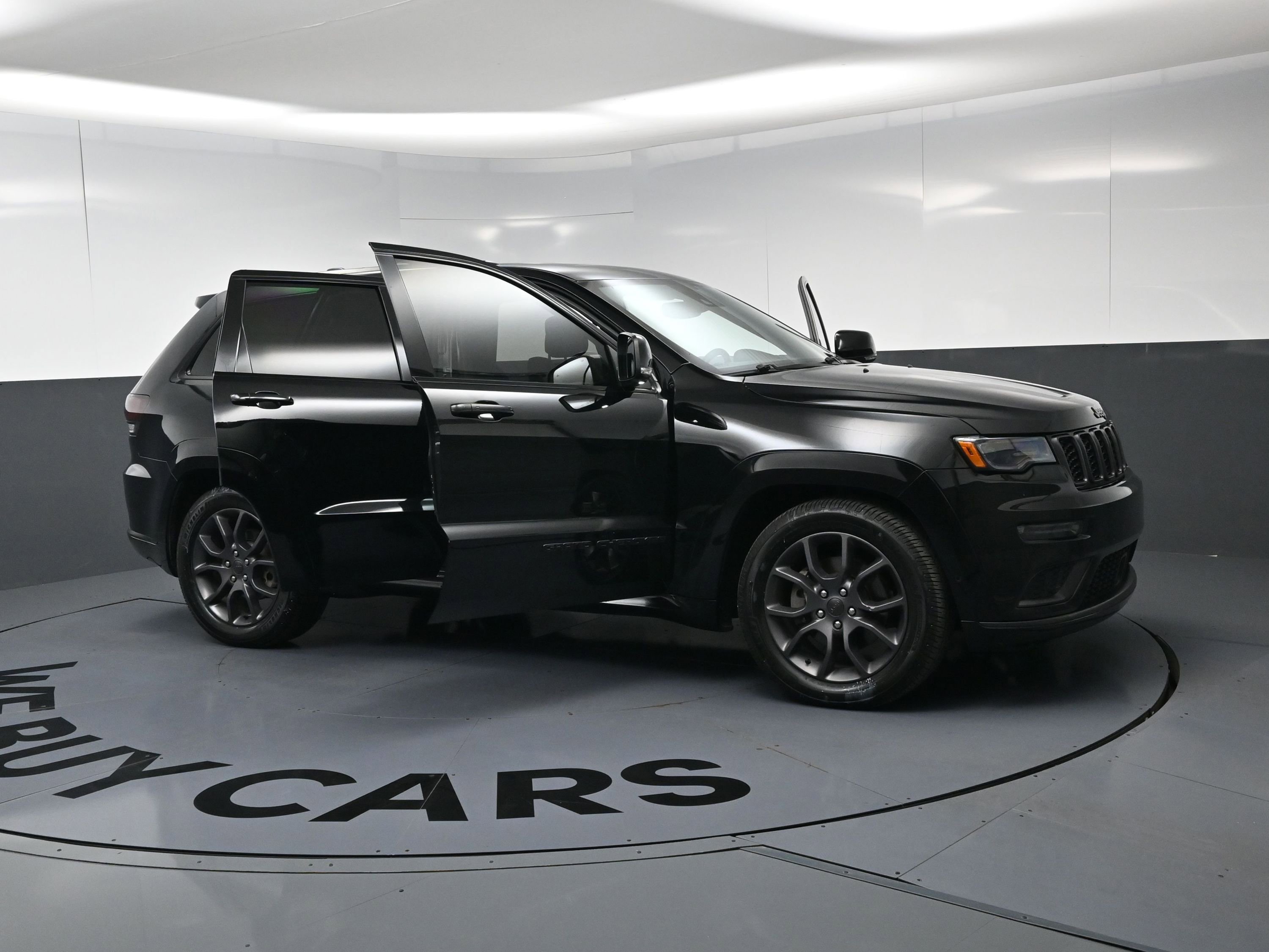 Used 2020 Jeep Grand Cherokee High Altitude AWD/4WD image 23