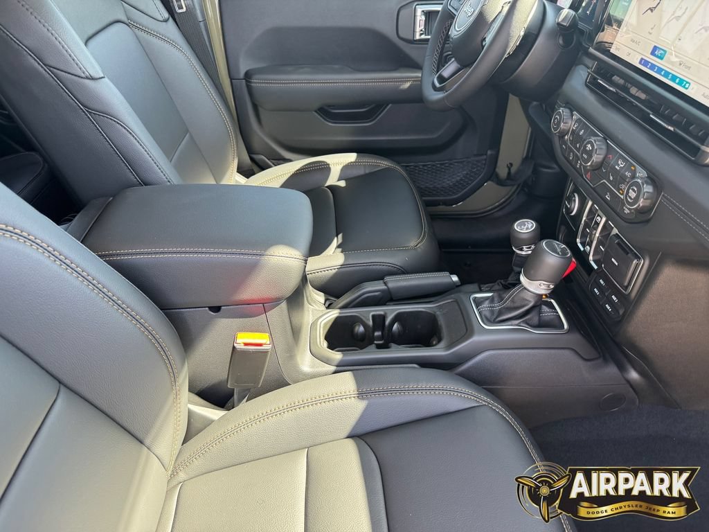 New 2026 Jeep Gladiator Mojave AWD/4WD image 12
