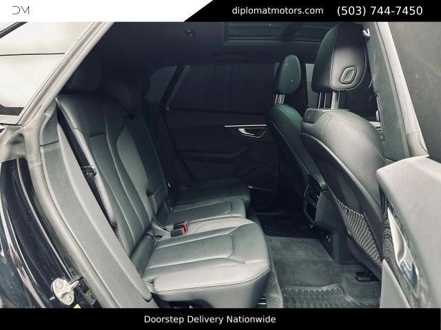 Used 2021 Audi Q8 Prestige AWD/4WD image 21