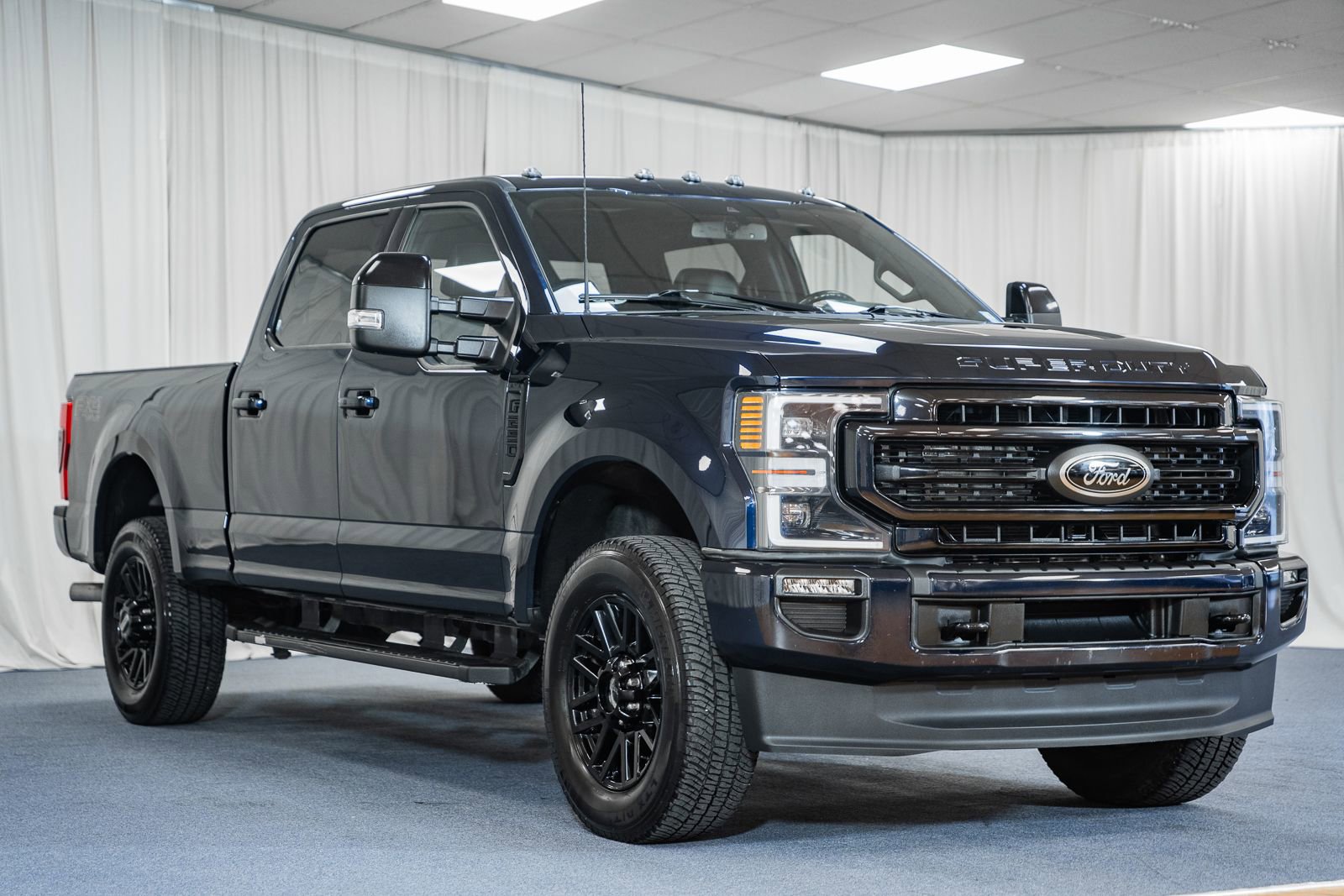Used 2022 Ford F250 Lariat w/ Black Appearance Pkg