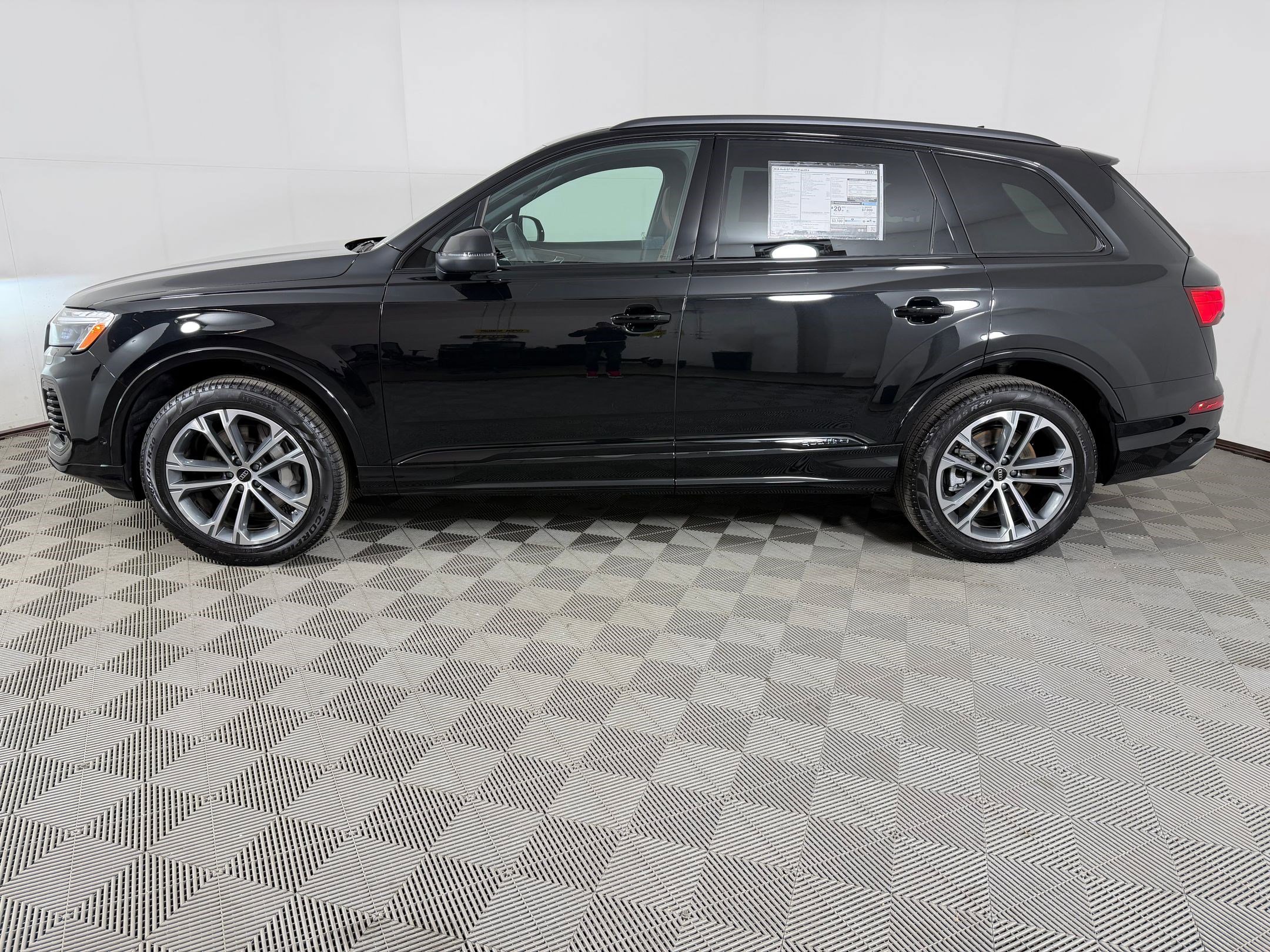 New 2026 Audi Q7 3.0T Premium image 2
